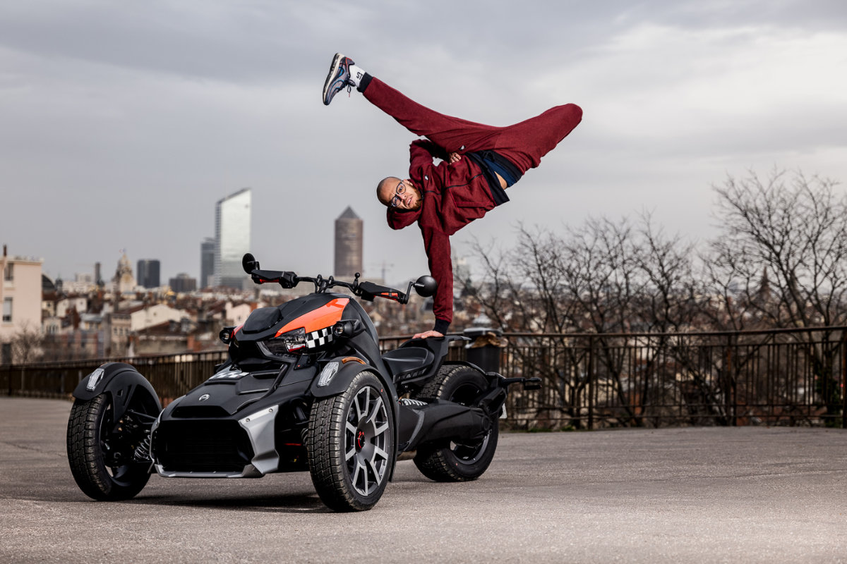CANAM